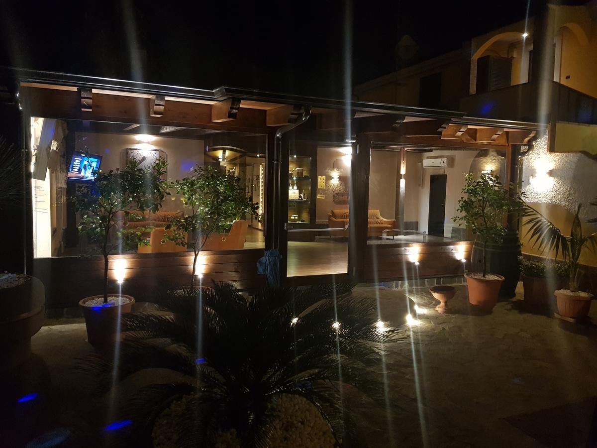 Il Borghetto Hotel Ristorante Lamezia Terme Exterior photo